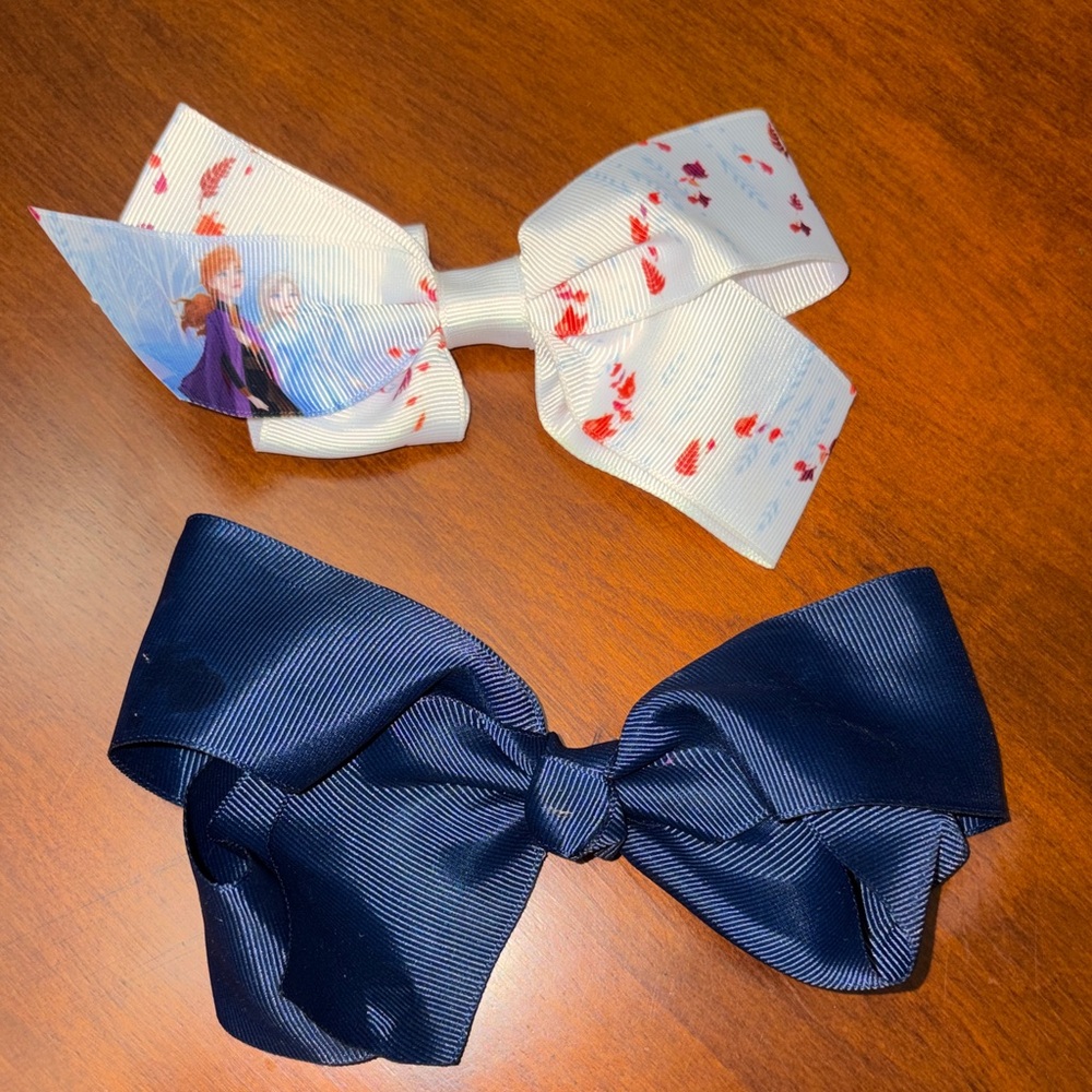 Frozen Themed Hair Bow Set - White and Navy